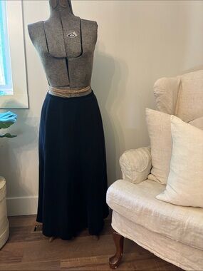 Rena Rowan Silk blend Black A-Line Maxi Skirt